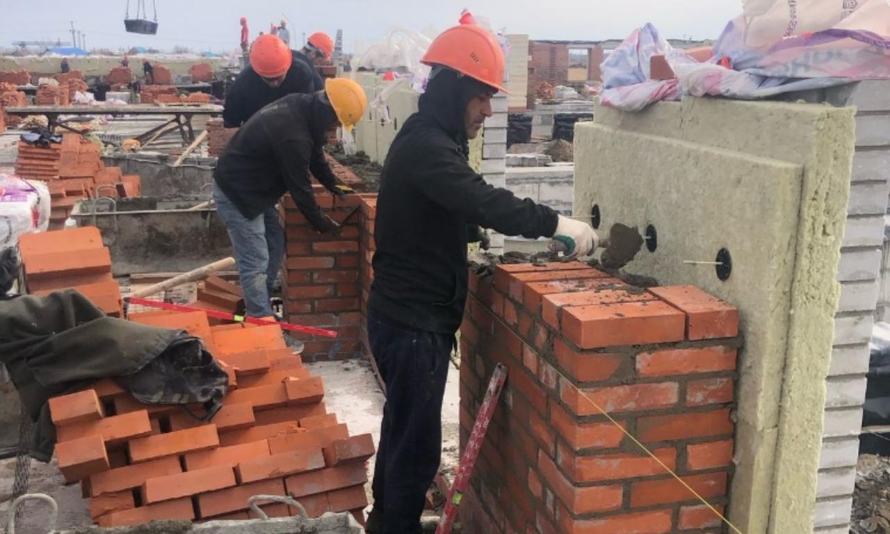 ЕСЛИ ДЕНЕГ – ТО ДОСТОЙНЫХ